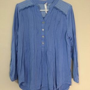 Women's NY Collections Blue Top, Size M